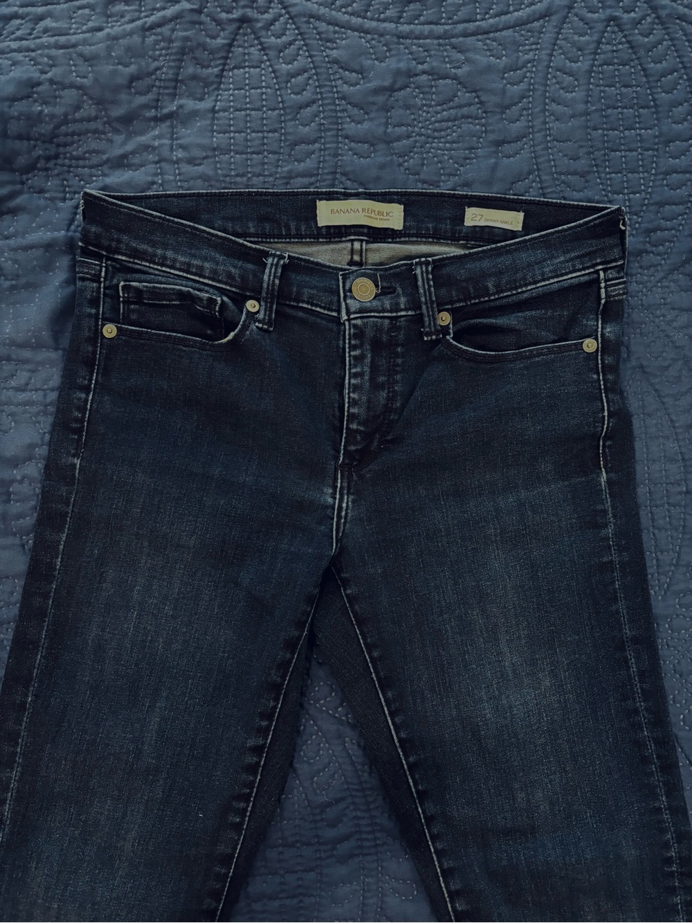 Banana Republic Women’s Dark Blue Skinny Ankle Jeans